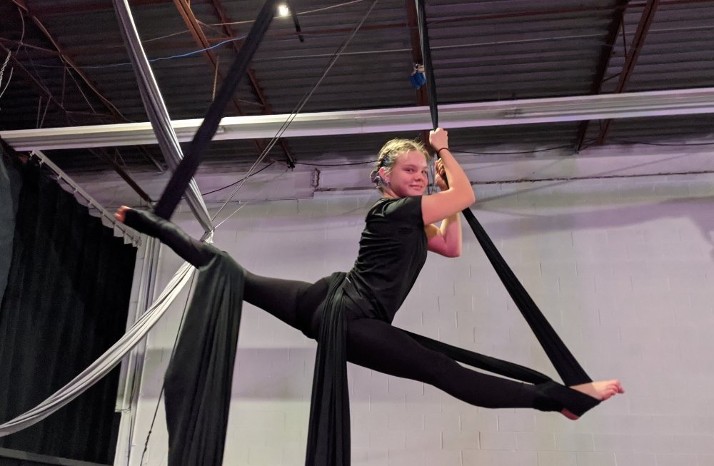 Aerial Circus - Image 4